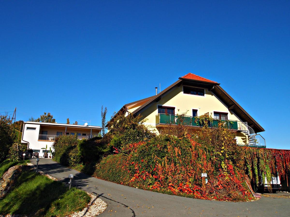 Toso Genussreich Hotel Leutschach Buitenkant foto